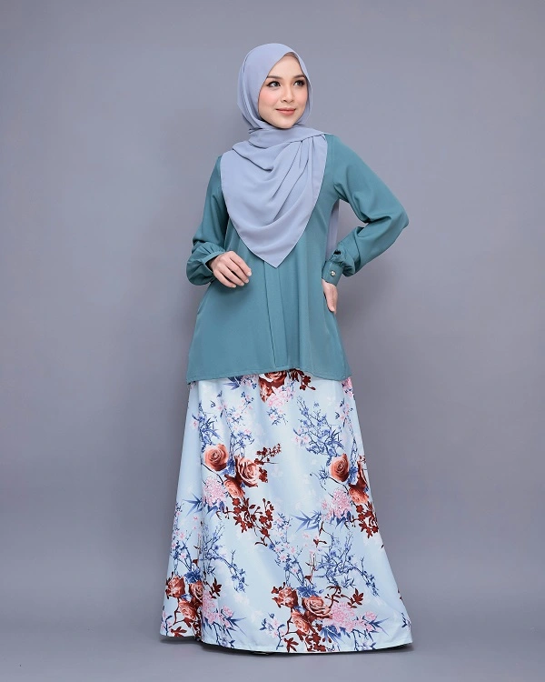 Elegant Women’s Gray Hijab